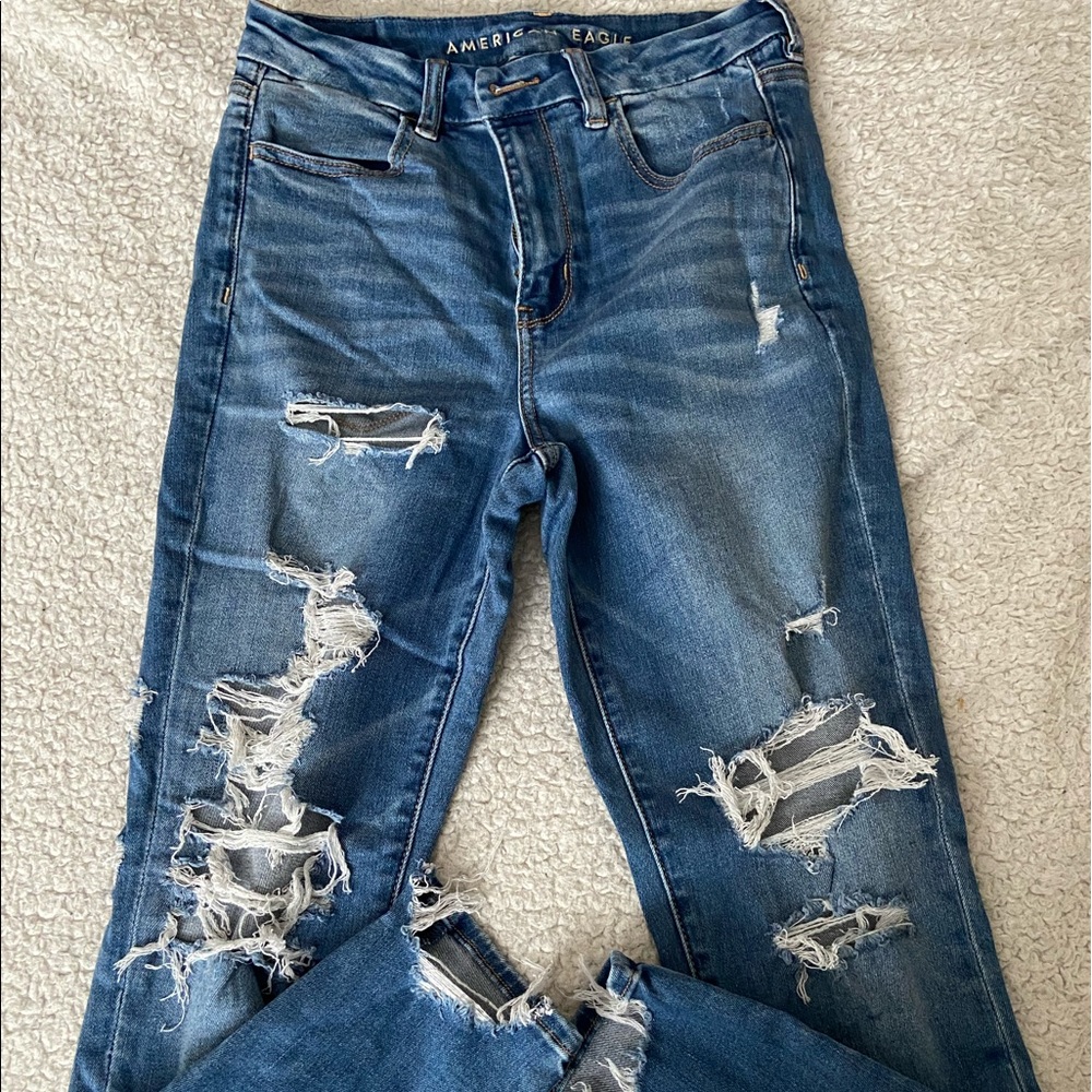 American Eagle Curvy Ripped Jeans Medium Wash
